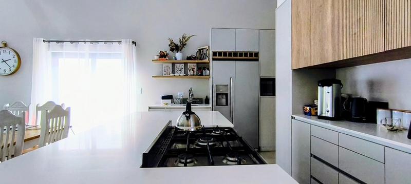 3 Bedroom Property for Sale in Blue Mountain Village Western Cape